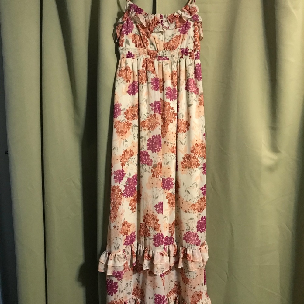 Elle floral and flirty maxi dress